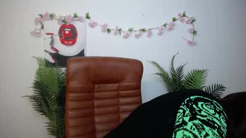 Snapshot of aliceinks chatting on February 7, 2026, 7:01 am AliceInks online show from February 7, 2026, 7:01 am