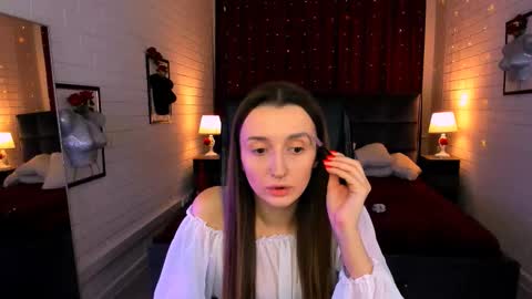 Alice online show from September 12, 2025, 1:33 pm