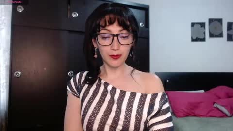 Snapshot of alicelove75 chatting on June 1, 2026, 10:00 pm alicelove75 online show from June 1, 2026, 10:00 pm