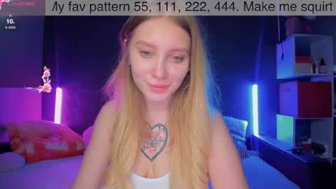Snapshot of alicemilman chatting on March 8, 2025, 1:14 pm Alice  online show from March 8, 2025, 1:14 pm