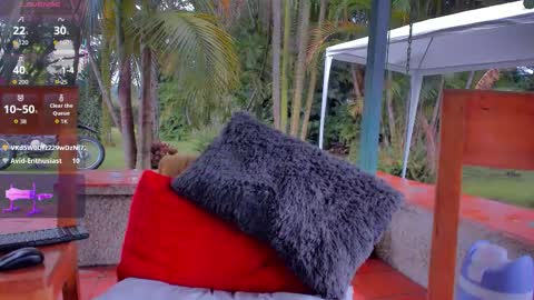 Snapshot of alicemrtnzz chatting on November 18, 2025, 9:52 pm alicemrtnzz online show from November 18, 2025, 9:52 pm