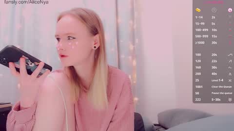 Snapshot of alicenya chatting on February 26, 2026, 5:39 am Alice online show from February 26, 2026, 5:39 am