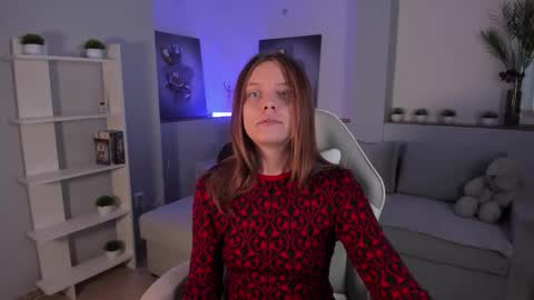 Alice online show from October 8, 2025, 2:20 am