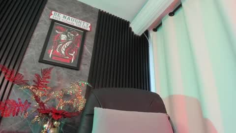 Snapshot of alicepoixxxon chatting on December 23, 2024, 9:18 pm ALICE online show from December 23, 2024, 9:18 pm