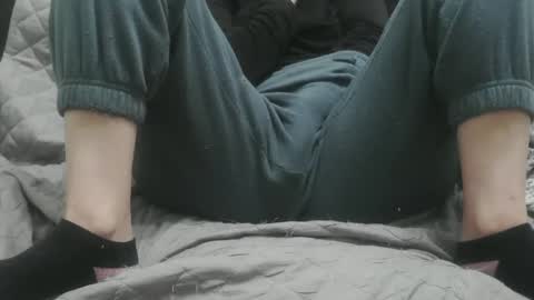 Snapshot of alicerabbithole03 chatting on December 9, 2024, 2:06 pm Alice online show from December 9, 2024, 2:06 pm