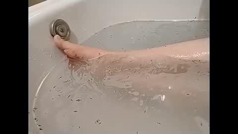 Snapshot of alicerabbithole03 chatting on January 5, 2025, 5:20 pm Alice online show from January 5, 2025, 5:20 pm