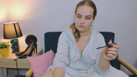 alicesensitive online show from November 20, 2025, 2:50 pm