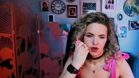 alicesmite online show from June 9, 2026, 1:12 pm