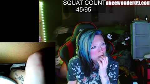 Snapshot of alicewonder52 chatting on February 24, 2025, 3:44 am Alice online show from February 24, 2025, 3:44 am