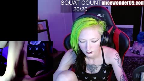 Snapshot of alicewonder52 chatting on November 6, 2025, 6:58 am Alice online show from November 6, 2025, 6:58 am