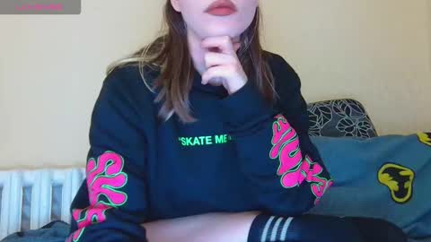 AliceWoolfy online show from October 16, 2025, 12:00 am