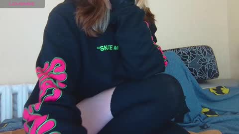 AliceWoolfy online show from October 25, 2025, 11:21 pm