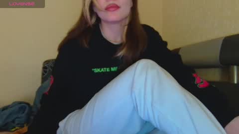 Snapshot of alicewoolfy chatting on February 7, 2026, 10:46 pm AliceWoolfy online show from February 7, 2026, 10:46 pm