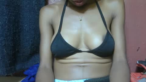 alicia253177 online show from February 6, 2025, 7:02 am