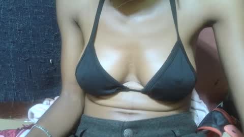 alicia253177 online show from February 8, 2025, 12:28 pm