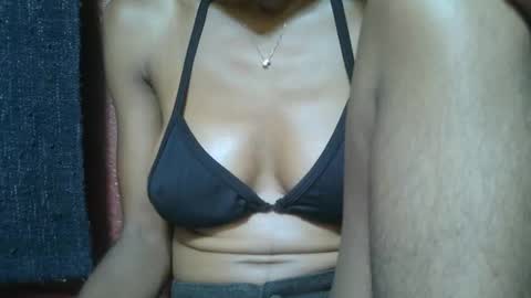 alicia253177 online show from February 15, 2025, 1:05 pm