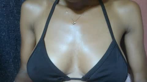 alicia253177 online show from February 18, 2025, 9:43 am