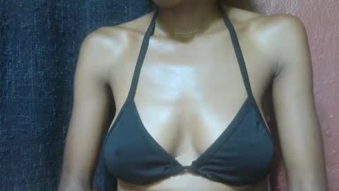 alicia253177 online show from February 24, 2025, 3:12 am