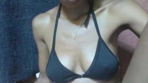 alicia253177 online show from February 26, 2025, 5:50 pm