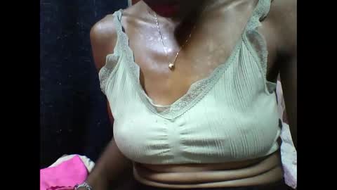 alicia253177 online show from September 16, 2025, 2:56 am