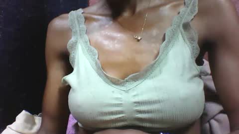 alicia253177 online show from September 16, 2025, 5:25 pm