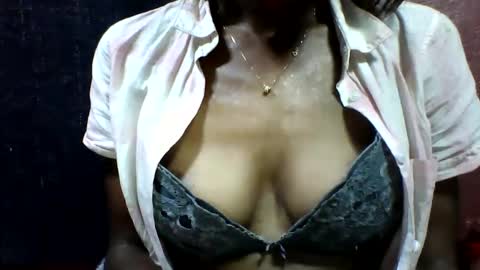 alicia253177 online show from September 21, 2025, 7:43 am