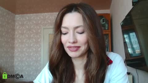 Alicia online show from March 8, 2025, 4:23 am