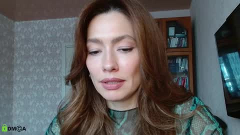 Alicia online show from November 27, 2025, 7:21 am