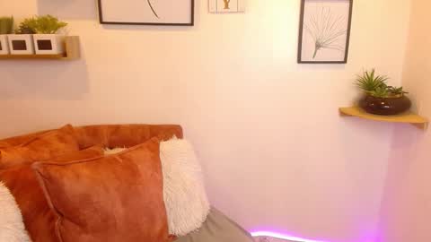 Snapshot of aliciacute__ chatting on September 24, 2025, 9:51 pm aliciacute online show from September 24, 2025, 9:51 pm