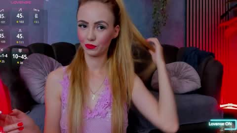 aliciahazel online show from June 9, 2026, 7:36 pm
