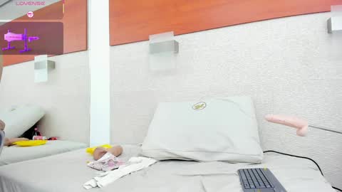 Snapshot of alicie_green chatting on January 29, 2025, 5:30 am im tutti online show from January 29, 2025, 5:30 am
