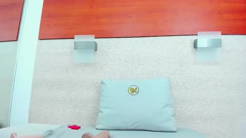 im tutti online show from November 13, 2025, 2:10 am