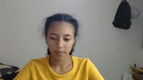 Snapshot of alicie_sexy_hot_20 chatting on February 10, 2025, 4:36 pm ana online show from February 10, 2025, 4:36 pm
