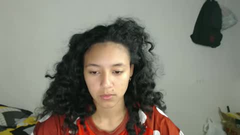 Snapshot of alicie_sexy_hot_20 chatting on February 12, 2025, 5:15 am ana online show from February 12, 2025, 5:15 am