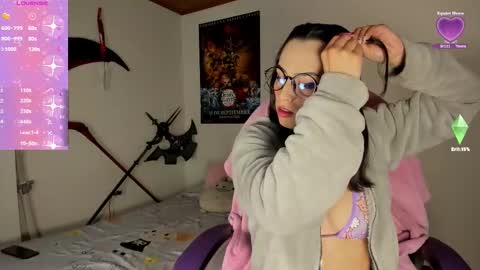 Aiko  Independent Model  online show from November 1, 2025, 10:23 pm