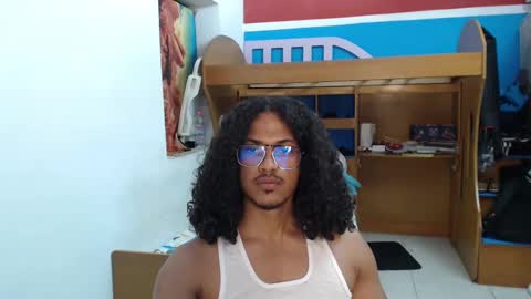 Snapshot of alienxmoon chatting on September 27, 2025, 5:01 am alienxmoon online show from September 27, 2025, 5:01 am