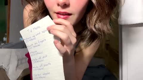 Snapshot of aliii1123 chatting on January 28, 2025, 5:35 pm aliii1123 online show from January 28, 2025, 5:35 pm