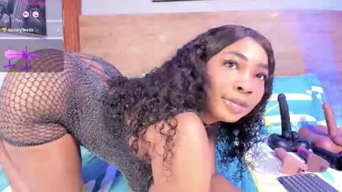 Alisson online show from March 3, 2026, 12:22 pm