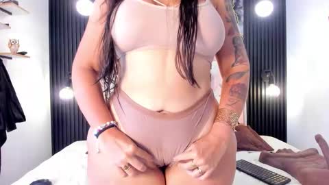 Ali Johansonn online show from October 17, 2025, 9:17 pm