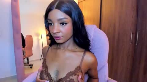 Snapshot of alika_houston chatting on March 5, 2026, 2:18 am IG Alik nasso online show from March 5, 2026, 2:18 am