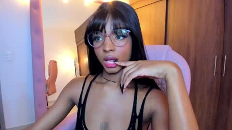 Snapshot of alika_houston chatting on April 6, 2026, 5:30 am IG Alik nasso online show from April 6, 2026, 5:30 am