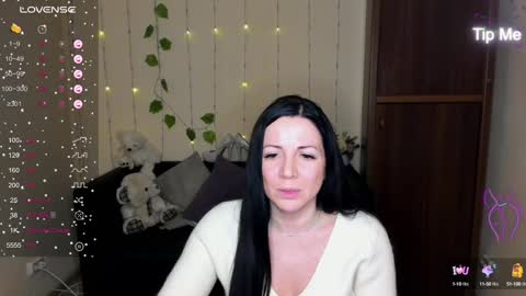Snapshot of alika_lorens_talk chatting on January 24, 2025, 1:03 pm Alika online show from January 24, 2025, 1:03 pm