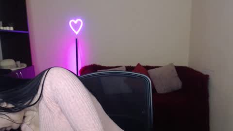 Snapshot of alika_lorens_talk chatting on January 30, 2025, 6:24 am Alika online show from January 30, 2025, 6:24 am