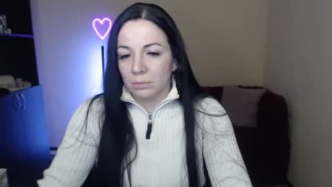Snapshot of alika_lorens_talk chatting on February 11, 2025, 6:30 am Alika online show from February 11, 2025, 6:30 am