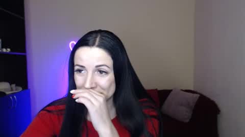 Snapshot of alika_lorens_talk chatting on February 16, 2025, 6:32 pm Alika online show from February 16, 2025, 6:32 pm