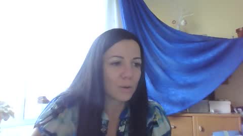 Snapshot of alika_lorens_talk chatting on September 17, 2025, 9:00 am Alika online show from September 17, 2025, 9:00 am