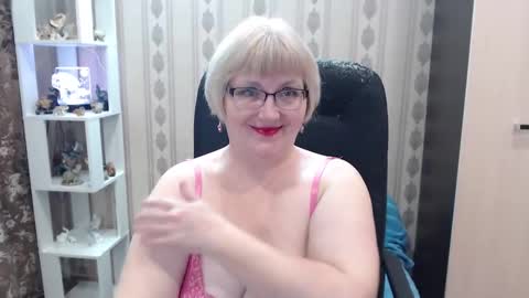 alina672211 online show from February 9, 2026, 5:11 am