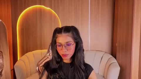alina_b_ online show from March 23, 2026, 8:13 pm