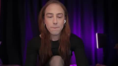 Snapshot of alina_flow chatting on January 9, 2026, 12:19 pm Alexa online show from January 9, 2026, 12:19 pm