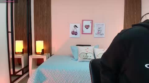 Alina online show from November 19, 2025, 11:32 am